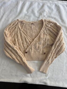 FREE PEOPLE SWEATER